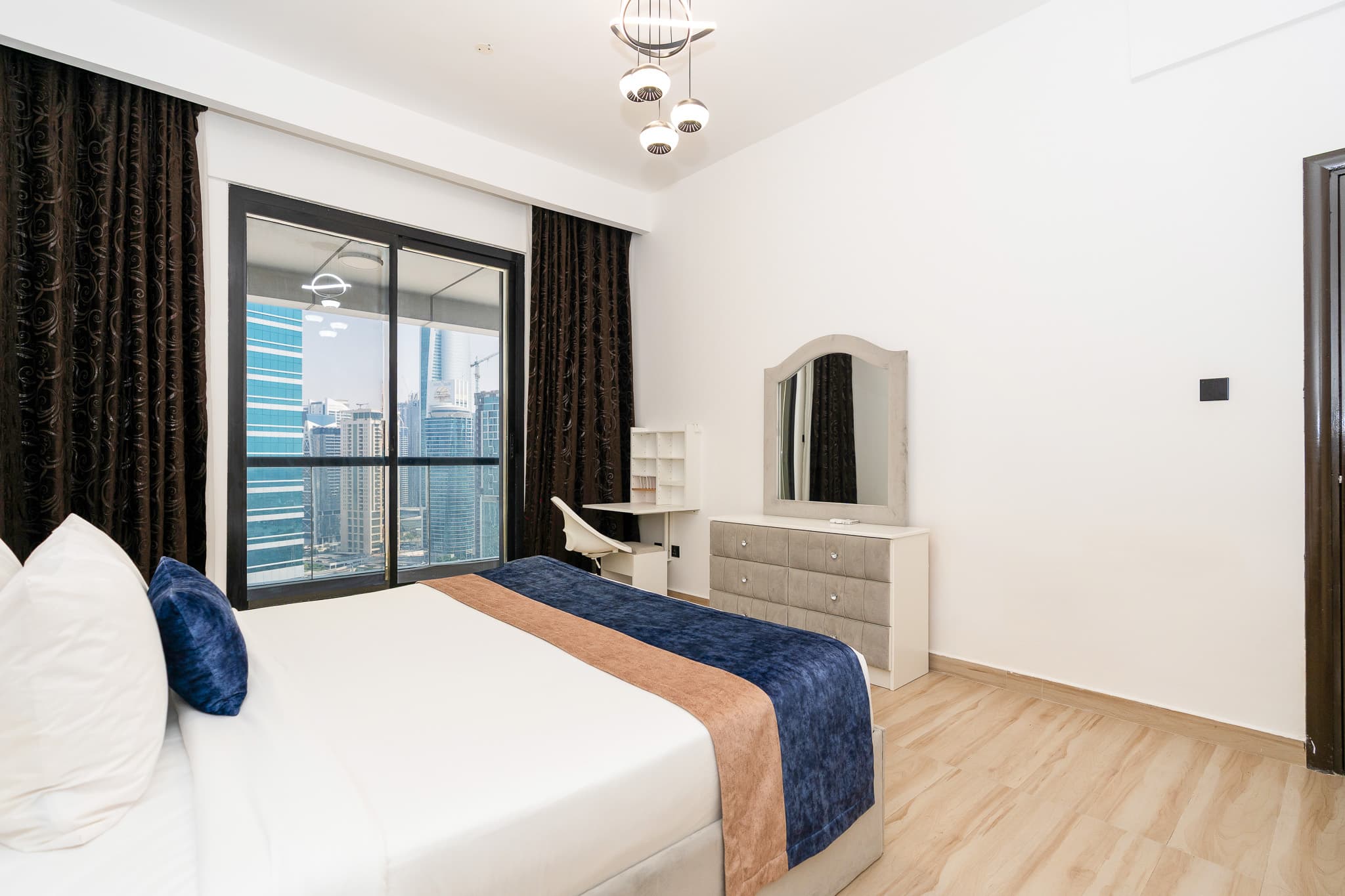 StayliaDXB Dubai Marina Views near Beach & Metro 3