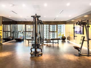 Burj Khalifa View | Bright and Cozy | Central Location 2